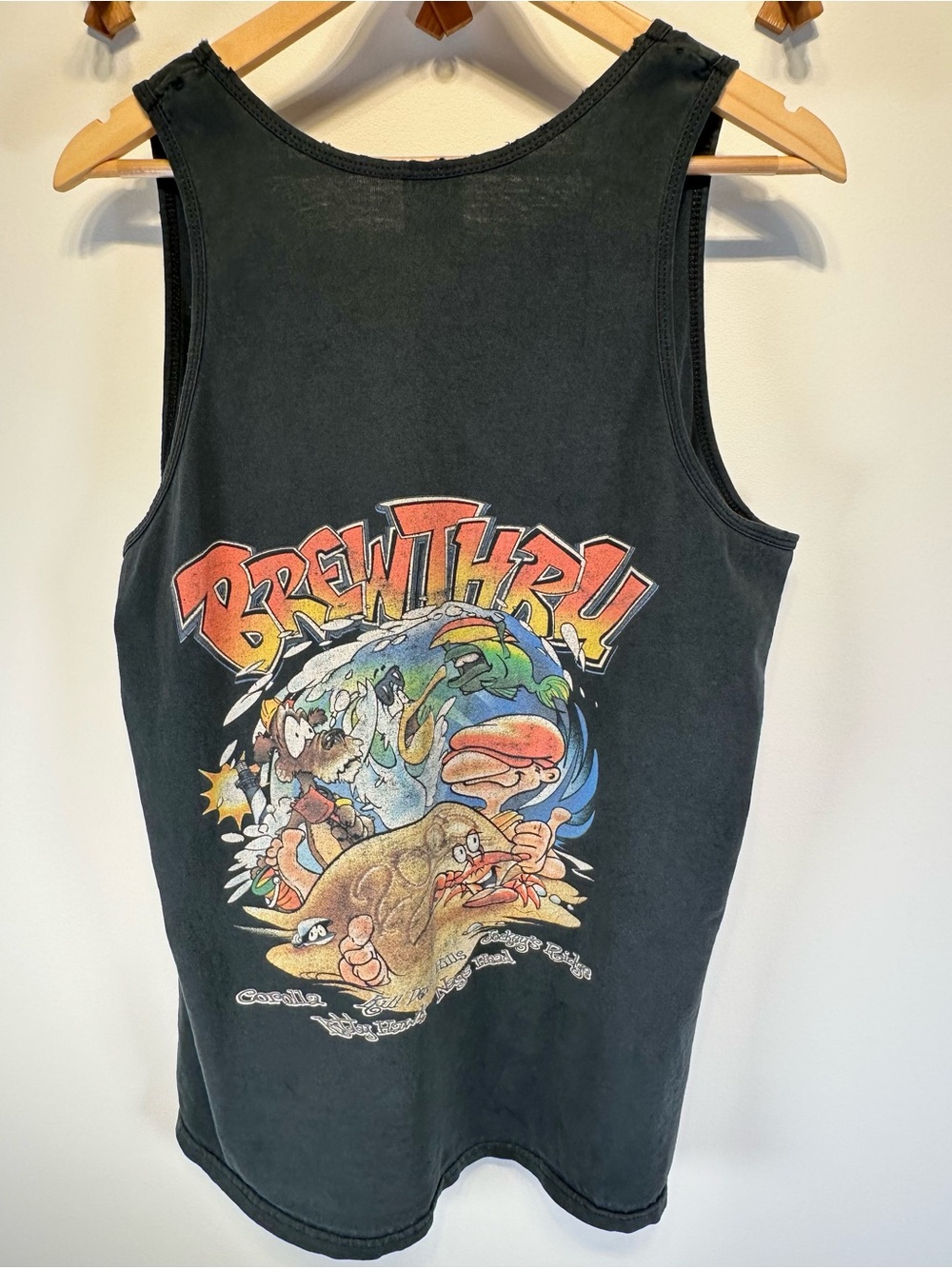Vintage Y2K Brew Thru Outer Banks Tank Top L Faded Black Cartoon Graphic OBX